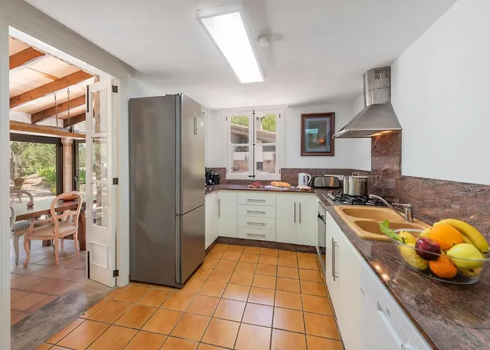 Вілла Cuarterades - Js *