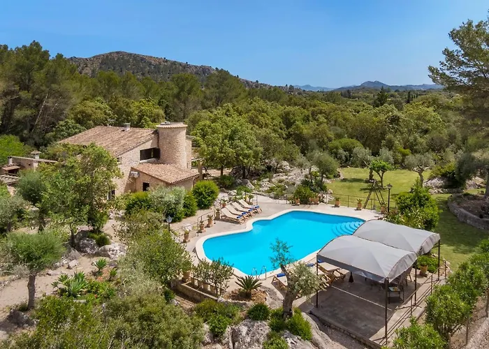 Cuarterades - Js Вілла *